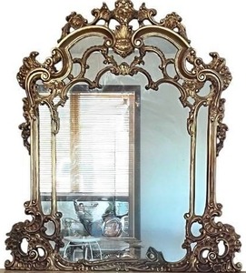 lot 7 image: Baroque-Style Gilded Console Mirror with Ornate Carved Frame