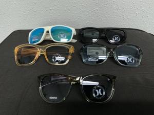 lot 100 image: LOT OF 5 Hurley Sunglasses