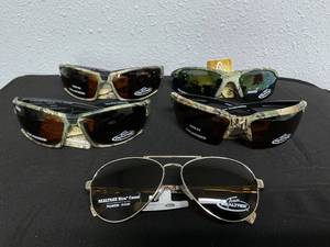 lot 156 image: LOT OF 5 Team Realtree Sunglasses