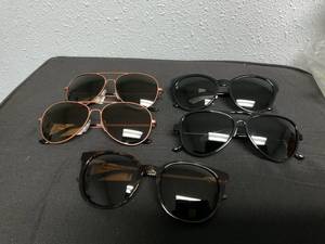 lot 168 image: LOT OF 5 Hard Candy Sunglasses
