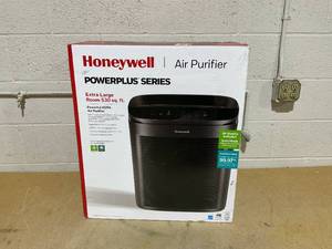 lot 94 image: Honeywell Allergen Plus HEPA Air Purifier for Home Large Rooms up to 2400 Ft, Air Quality Monitor, Auto Mode, Reduces Allergens, Pollen, Pet Dander, Odors, Smoke, Black, HPA5300B