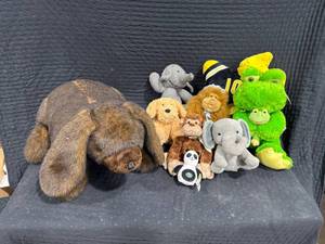 lot 0245 image: Assorted Stuffed Animal Collection