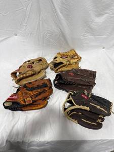 lot 0255 image: Assorted Baseball Gloves
