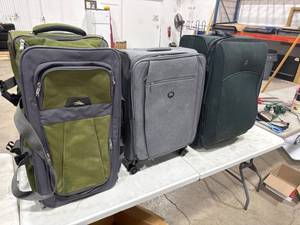 lot 0270 image: Assorted Luggage and Suitcases