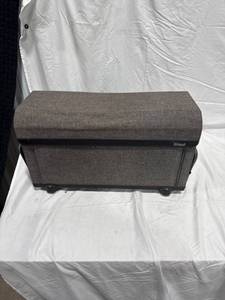 lot 0273 image: Cricut Rolling Craft Tote