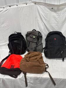 lot 0274 image: Assorted Backpacks Lot