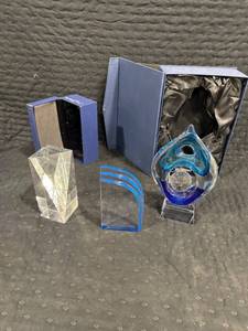 lot 0290 image: Assorted GlassCrystal Awards