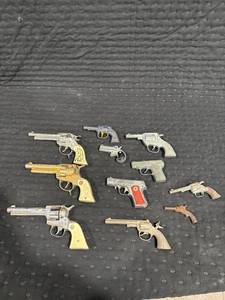 lot 0301 image: Collection of Toy Guns
