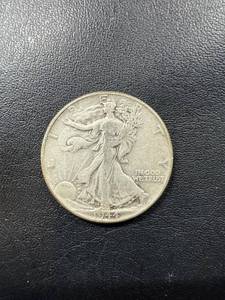 lot 0440 image: 1944 Walking Liberty Half Dollar