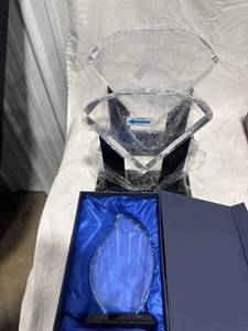 lot 0453 image: Crystal Glass Awards