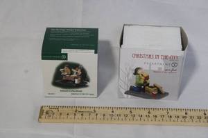 lot 82 image: Department 56 Christmas in the City Sidewalk Coffee Break Figurine in Box