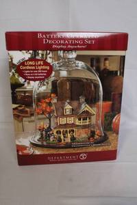 lot 115 image: Department 56 Thanksgiving At Grandmothers House Battery Operated Decorating Set (Set of 12)