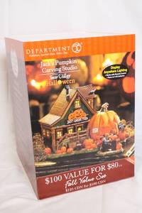 lot 118 image: Department 56 Jacks Pumpkin Carving Studio Fall Village Set with Display Anywhere Lighting