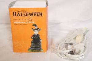 lot 162 image: Department 56 Snow Village Halloween Wilhelmina & Lucille Figurine with Cord