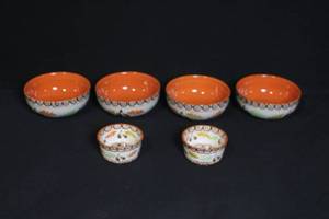 lot 173 image: Set of 5 Stoneware Bowls with Autumn Leaf Pattern