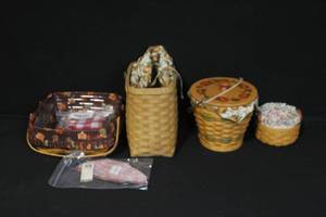 lot 203 image: Longaberger Basket Collection with Liners and Lids