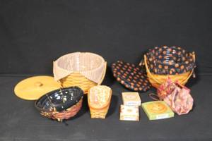 lot 204 image: Longaberger Basket Collection with Liners, Wood Lids, and Accessories