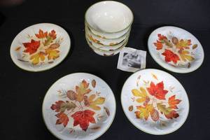 lot 222 image: Longaberger Autumn Leaf Plates and Bowls Set
