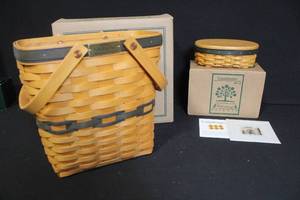 lot A-227 image: Longaberger Collectors Club Membership Basket and Harmony No. 5 Basket Set with Boxes