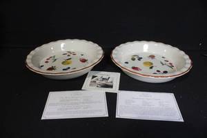 lot 245 image: Set of 2 Longaberger Berry Pie Plates with Fruit Motif in Boxes