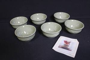 lot 250 image: Set of 6 Longaberger Pottery Dessert Bowls Sage Green