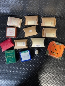 lot 283 image: Longaberger Basket Tie-Ons and Fabric Liners Collection