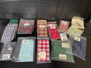 lot 290 image: Collection of Longaberger Fabric Napkins and Liners Assorted Patterns