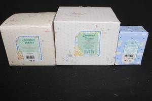 lot 343 image: Cherished Teddies Figurines and Precious Moments Llama Figurine in Boxes