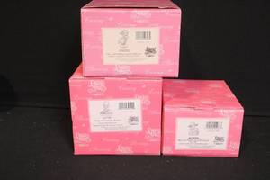lot 367 image: Set of 6 Precious Moments Porcelain Figurines in Original Boxes