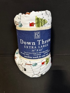 lot 31X image: FG Home Down Throw Blanket Extra Large 54 x 63 Winter Pattern