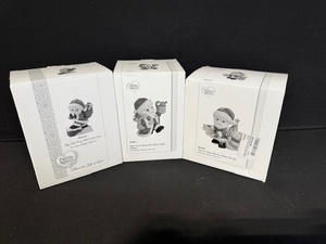 lot 317 image: Set of 3 Precious Moments Porcelain Santa Figurines in Boxes