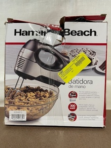 lot 32 image: Hamilton Beach 6 Speed Hand Mixer with Attachments