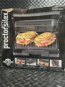 lot 103 image: Proctor Silex 2-in-1 Panini Press and Grill Model 25440G