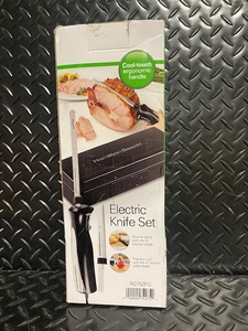 lot 131 image: Hamilton Beach Electric Knife Set with Case