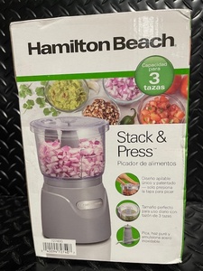lot 142 image: Hamilton Beach Stack & Press 3-Cup Food Chopper
