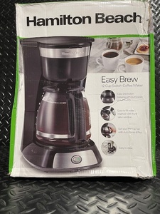 lot 200 image: Hamilton Beach Easy Brew 12 Cup Coffee Maker