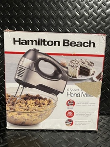 lot 218 image: Hamilton Beach 6-Speed Hand Mixer 300W with Attachments