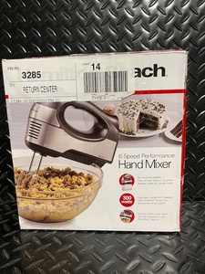 lot 381 image: Hamilton Beach 6 Speed Performance Hand Mixer with Attachments