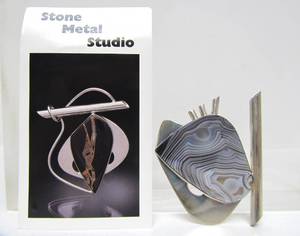 lot 18 image: Sculptural Modernist Sterling Silver Brooch Botswana Agate by Stone Metal Studio