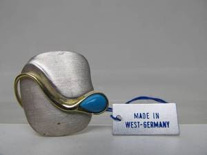 lot 68 image: Excellent Signed Vintage West German Modernist Sterling Silver Brooch Pendant