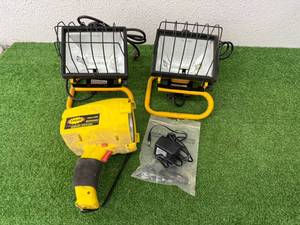 lot 83 image: Shop Lights