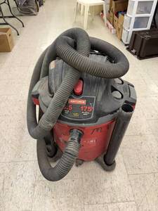lot 90 image: Craftsman 6.5HP Shop Vac