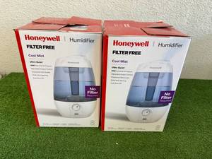 lot 101 image: Honeywell Humidifiers