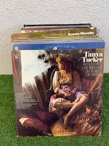 lot 103 image: 50 Albums