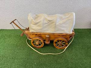 lot 104 image: Wagon Lamp