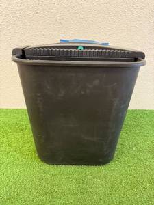 lot 109 image: Paper Shredder