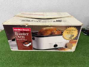 lot 135 image: Hamilton Beach Roaster