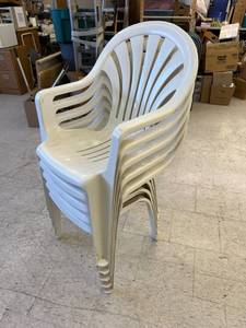 lot 171 image: 5 Stacking White Plastic Chairs