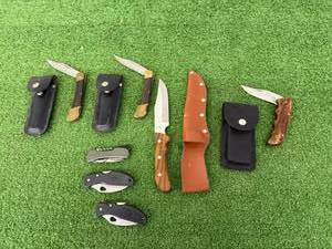 lot 200 image: Knives