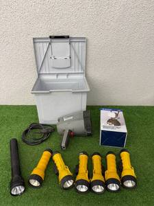 lot 230 image: Flashlights, LED Worklight